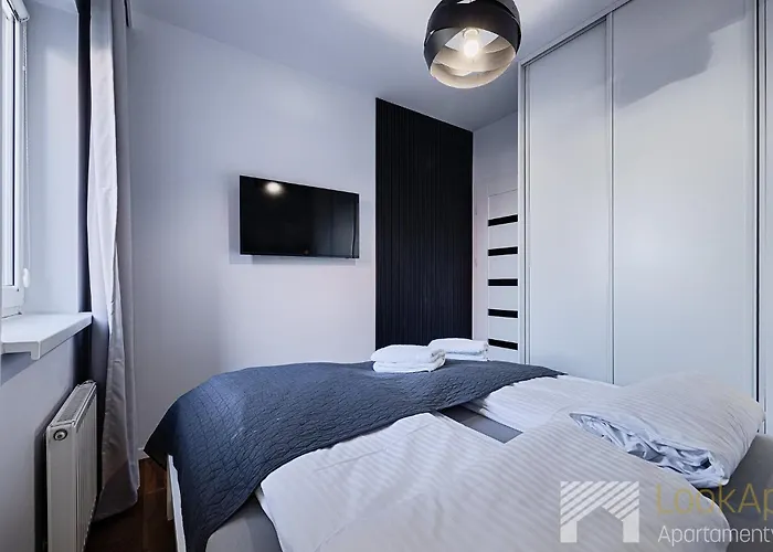 Park Prestige By Lookap Apartmán *